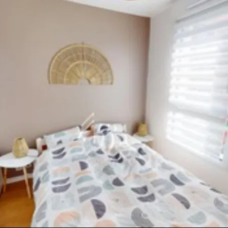 Apartamento Avec Balcon Et Ascenseur Sur *